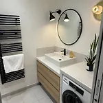 شقة Amazing Location In 15, Near Eiffel Tower باريس